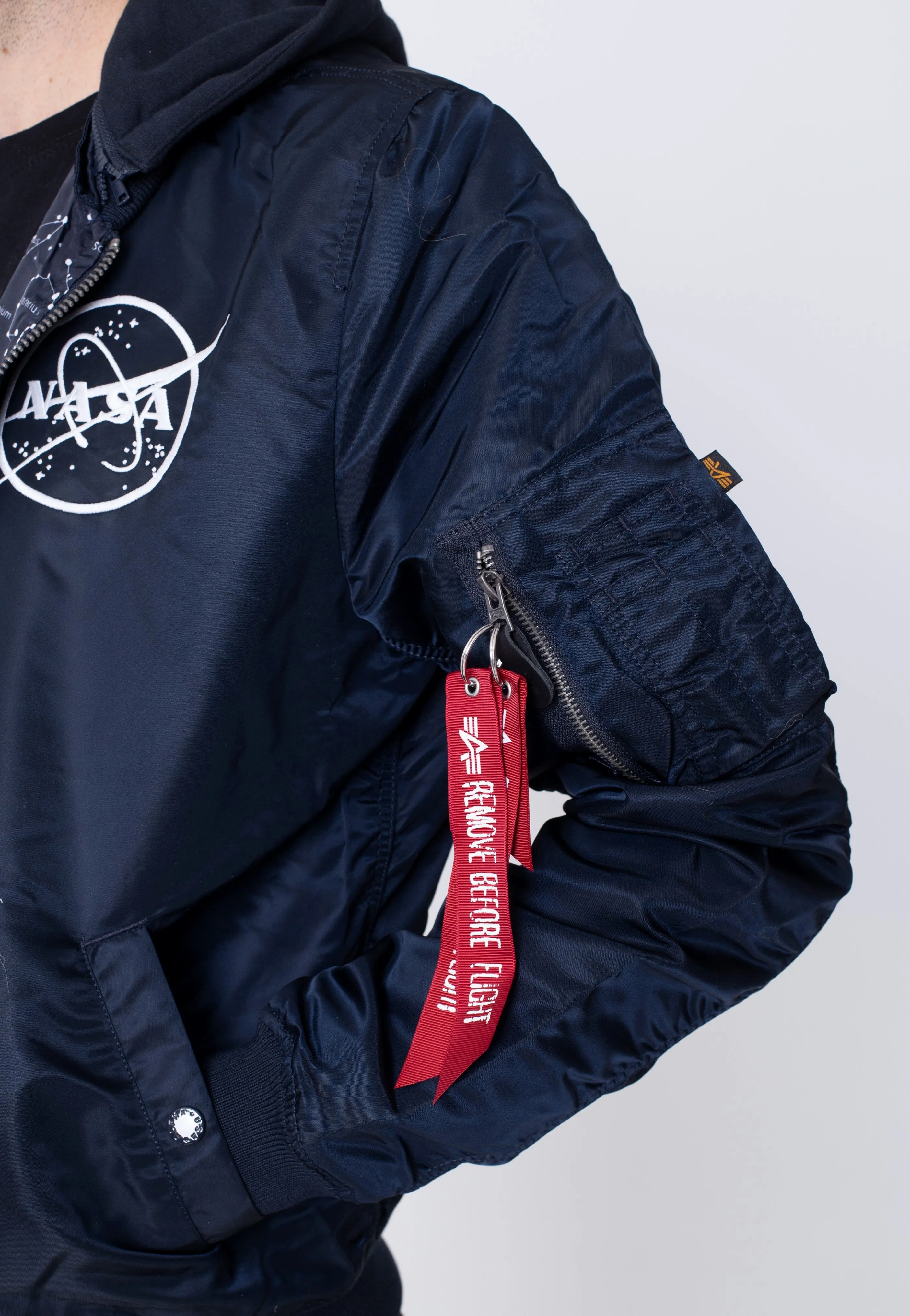 Alpha Industries - MA 1 LW HD NASA Glow Rev. Repl. Blue - Jacket