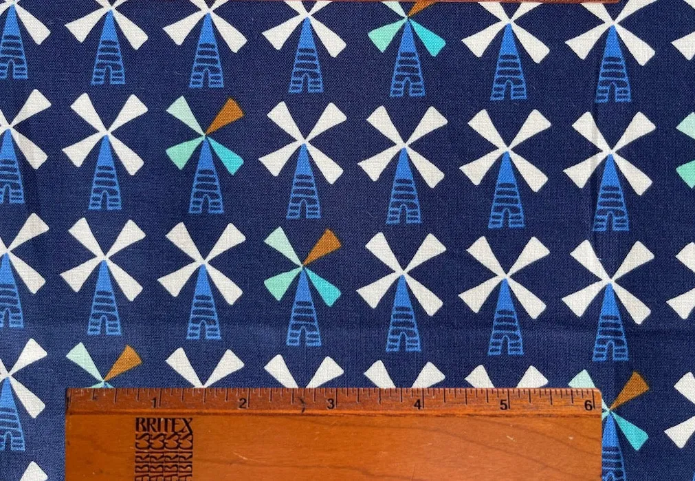 Old-Fashioned Windmills with Sea Foam, White & Curry Blades Quilting Cotton (Made in Japan)